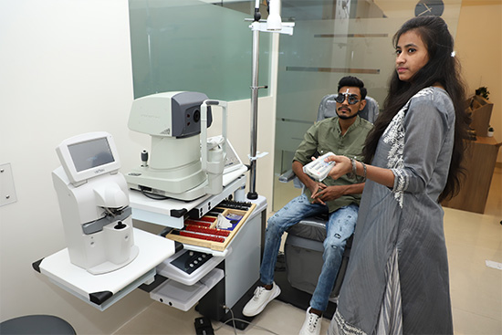 Low Vision Clinic